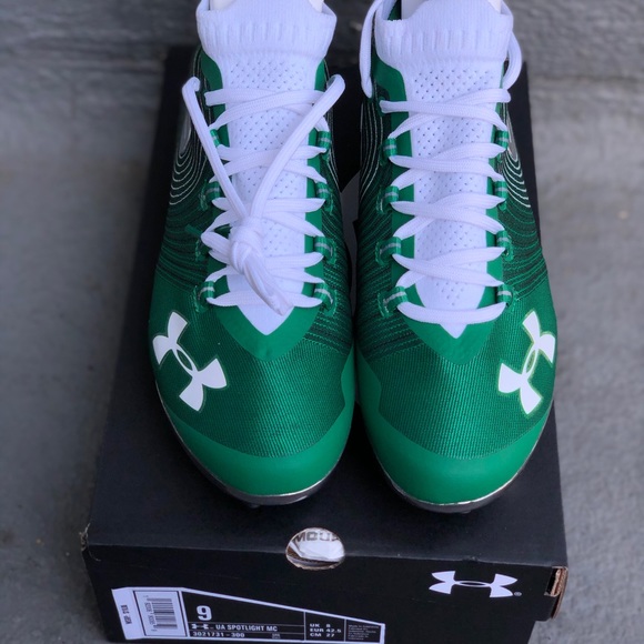 Football shoes - Picture 2 of 4